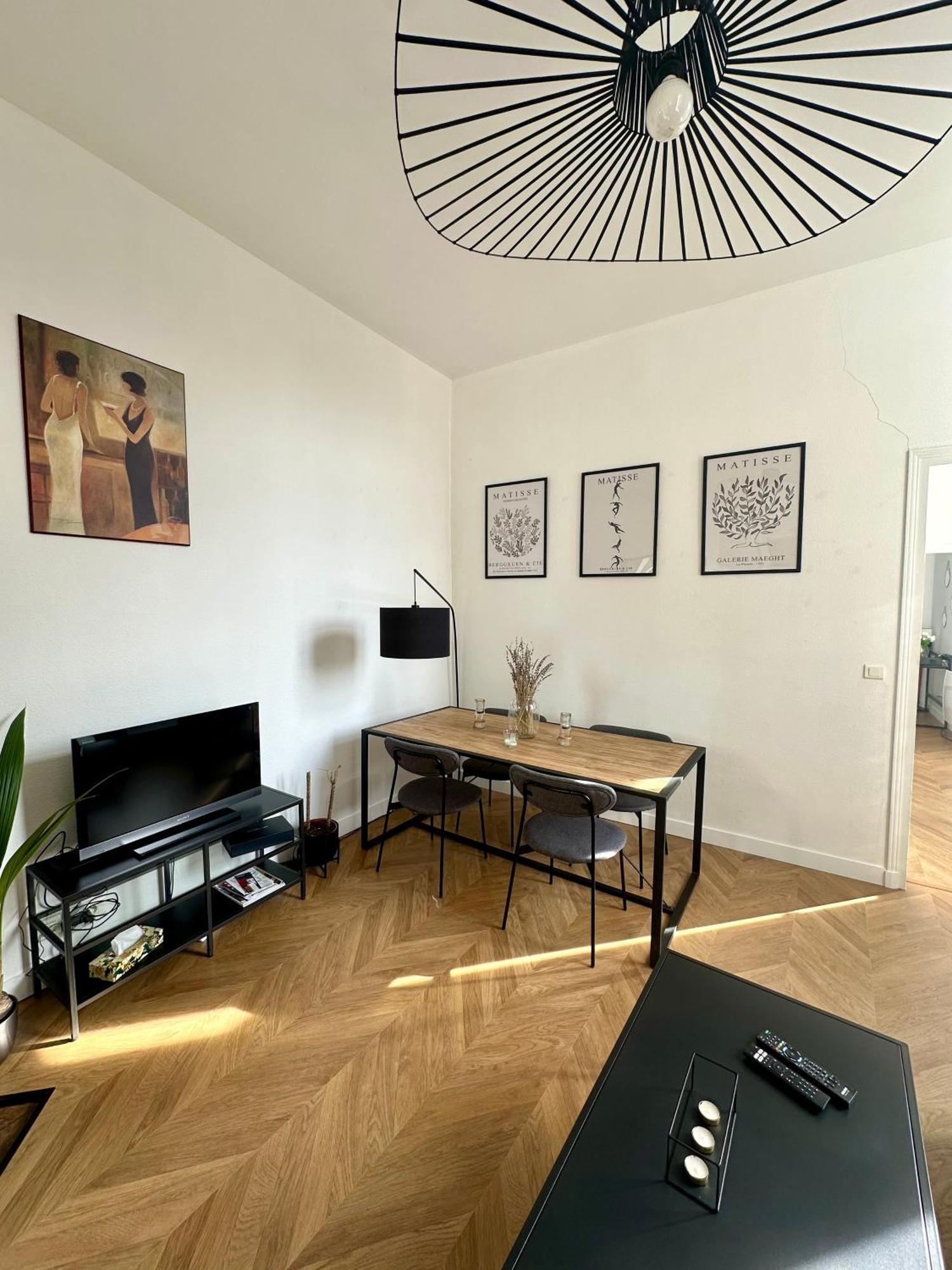 Spacieux Appt Haussmannien Parking Prive Apartment Amiens