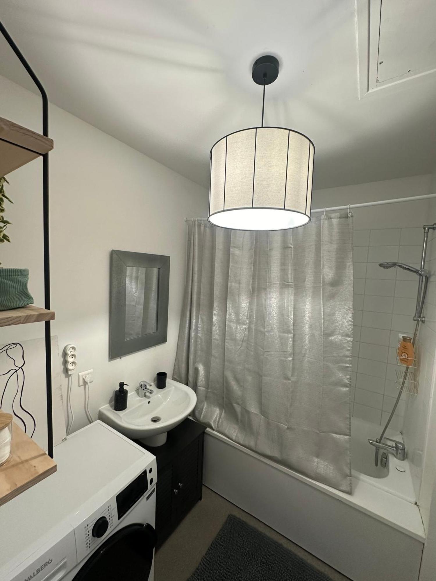 Spacieux Appt Haussmannien Parking Prive Apartment